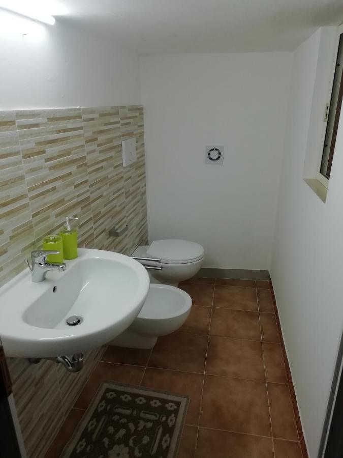 Casa Vacanza Vieste In Centro - Maison Del Borgo Bagian luar foto
