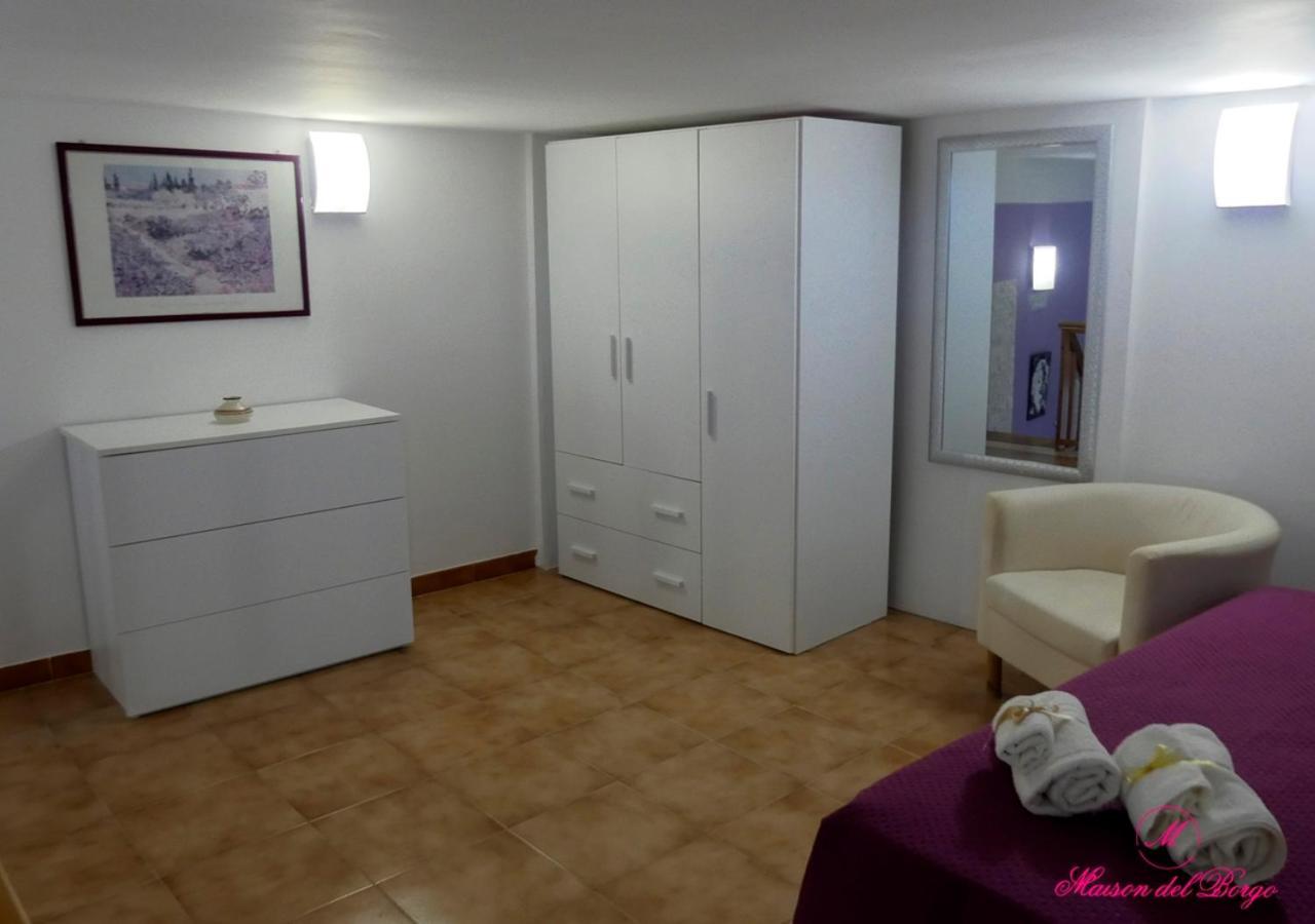 Casa Vacanza Vieste In Centro - Maison Del Borgo Bagian luar foto